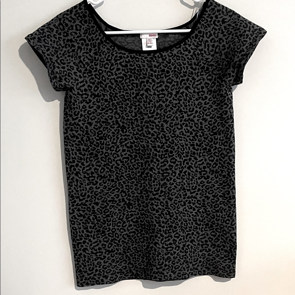 NWOT Black Leopard Print Short Sleeve Top size Xl